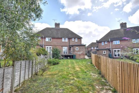 3 bedroom semi-detached house for sale, Pittlesden, Tenterden