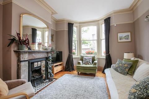 Harlescott Road, Nunhead, SE15