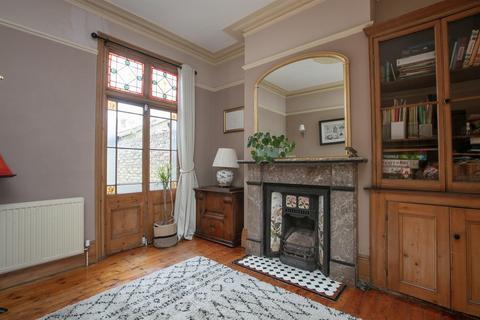 3 bedroom terraced house for sale, Harlescott Road, Nunhead, SE15