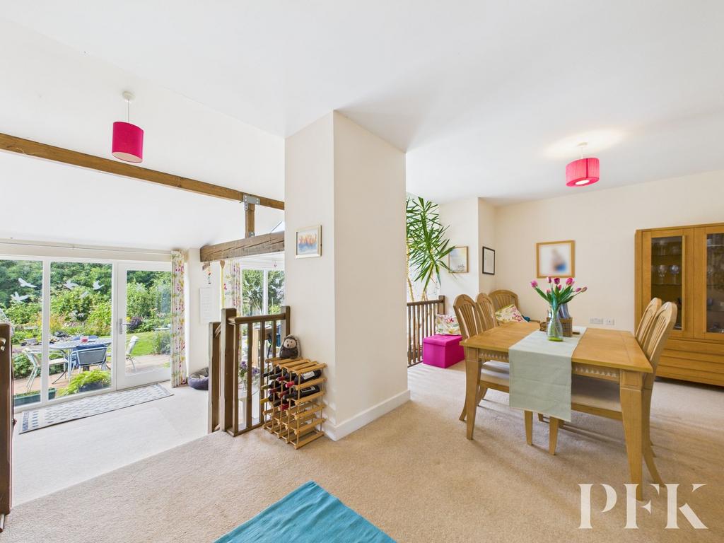 Dual Level Open Plan Living / Dining / Kitchen