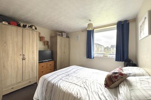 3 bedroom end of terrace house for sale, Broad Walk, Helston TR13