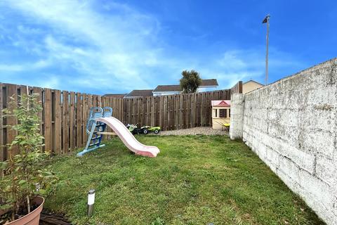 1 Broad Walk, Helston, TR13 0DJ