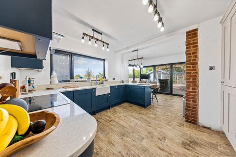 2 bedroom cottage for sale, Mustard Lane, Croft, WA3