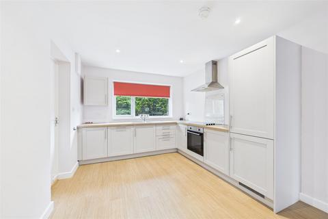 undefined, Woodlands Close, Newark