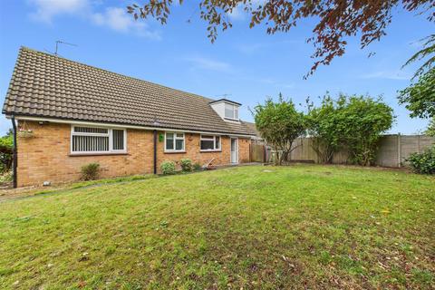 undefined, Woodlands Close, Newark