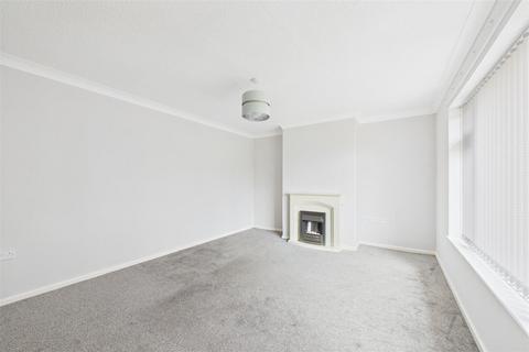 undefined, Woodlands Close, Newark