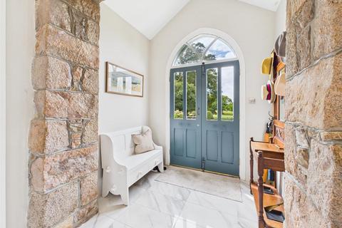3 bedroom house for sale, Unique Character Residence