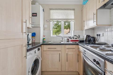 undefined, Brambling Close, Bushey