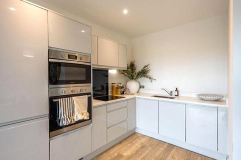 1 bedroom apartment to rent, Elmsleigh Road, Staines-Upon-Thames, Surrey, TW18