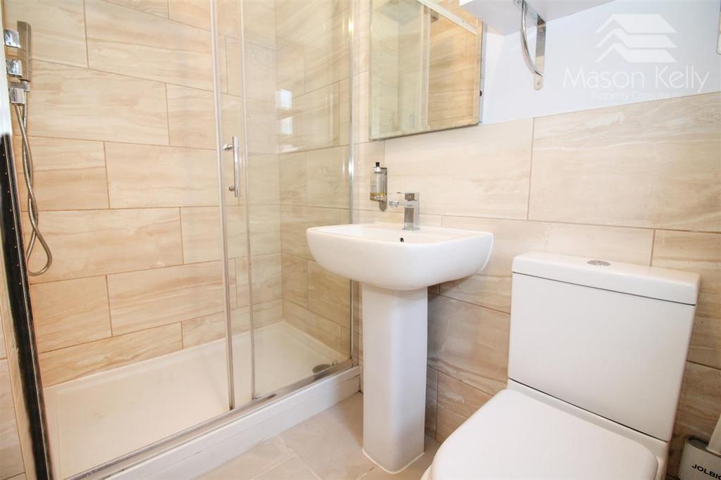 En Suite Shower