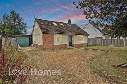 4 bedroom detached bungalow for sale, Tingrith Road, Eversholt
