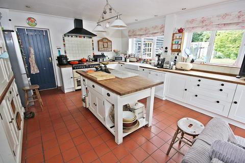 4 bedroom detached bungalow for sale, Tingrith Road, Eversholt