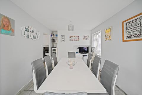undefined, Northfleet, Kent DA11