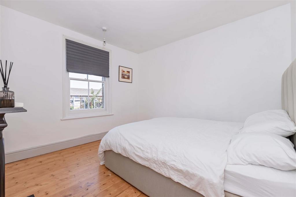 Northcourt Rd 6.jpg