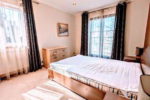 undefined, TFF,  Strathearn Road, London