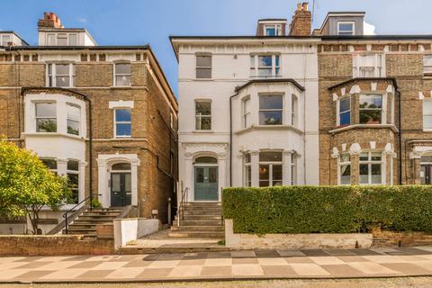 Cardigan Road, Richmond, Surrey