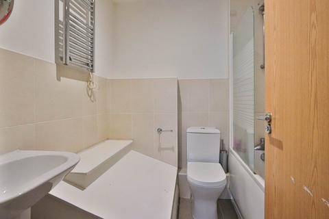 1 Crystal Place, Worcester Park, KT4 8QN
