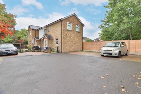 1 Crystal Place, Worcester Park, KT4 8QN