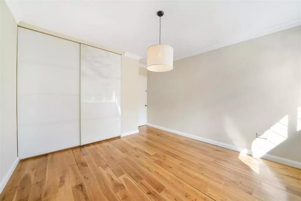 3 bedroom terraced house for sale - Photo 17