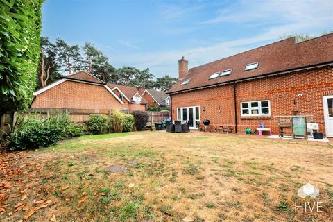 undefined, Southern Close, Ferndown BH22