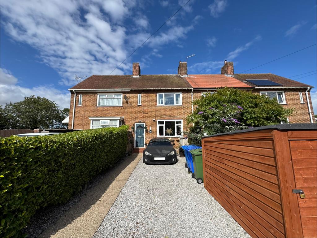 2 Bedroom Mid-Terrace House - For Sale