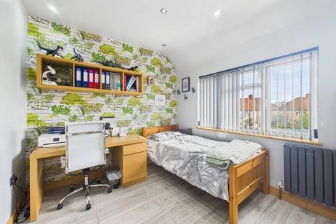 44 Percival Road, Feltham, TW13 4LQ