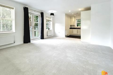 2 bedroom flat for sale, Red Lion Street, Chesham, HP5