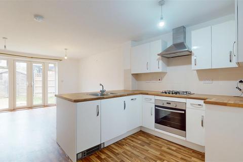 2 bedroom semi-detached house for sale, Alderney Avenue, Bletchley, Milton Keynes