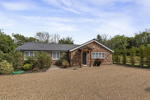 3 bedroom detached bungalow for sale, Ford Lane, Trottiscliffe, West Malling