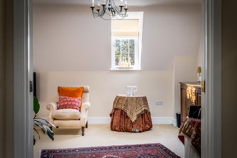 3 bedroom penthouse for sale, Manorcroft House, 81 Ashley Road, Walton-on-Thames, Surrey, KT12