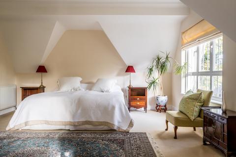 undefined, Manorcroft House, 81 Ashley Road, Walton-on-Thames, Surrey, KT12