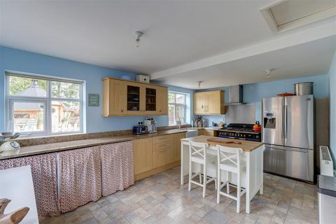 3 bedroom detached house for sale, Forest Road, Kirkby-In-Ashfield NG17