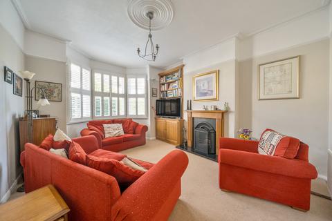 40 Chatham Road, Kingston Upon Thames, KT1 3AA