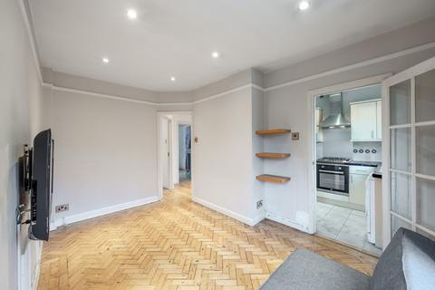 Addison Way, London NW11