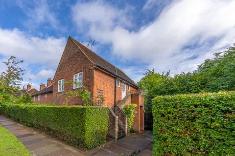 2 bedroom apartment for sale, Addison Way, London NW11