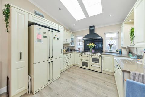 undefined, London Road, Royston SG8