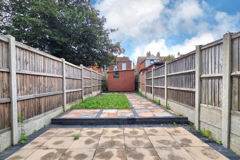 2 bedroom terraced house for sale, Nile Road, Gorleston