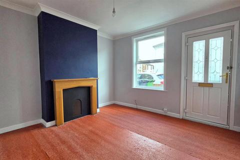 2 bedroom terraced house for sale, Nile Road, Gorleston