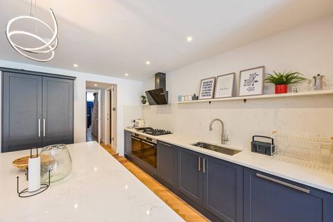 undefined, Lambton Road, N19, Crouch End, London, N19