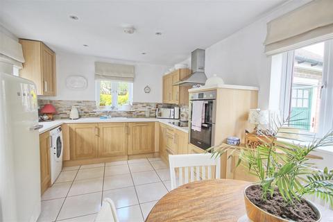 undefined, Hempstalls Close, Hunsdon SG12