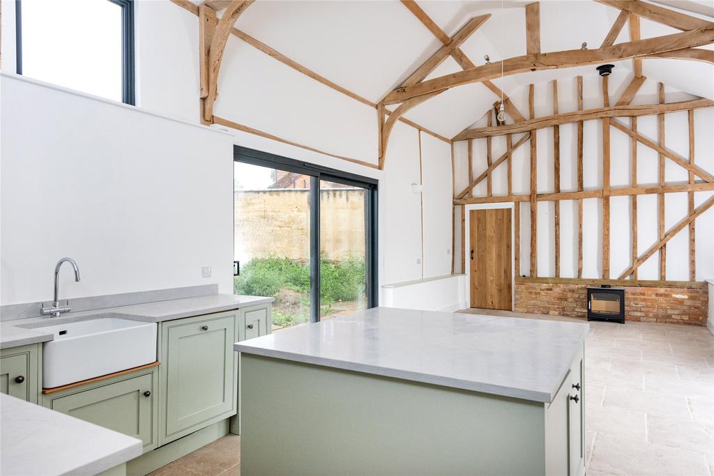 Kitchen/Dining