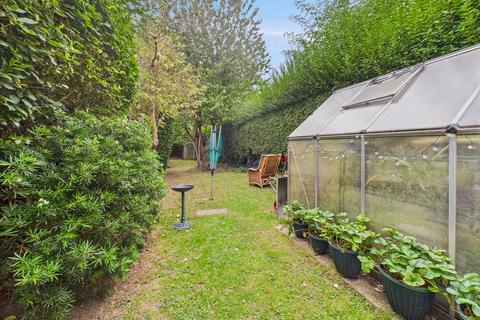 1 bedroom ground floor flat for sale, Bridge Road, Worthing, BN14 7BU