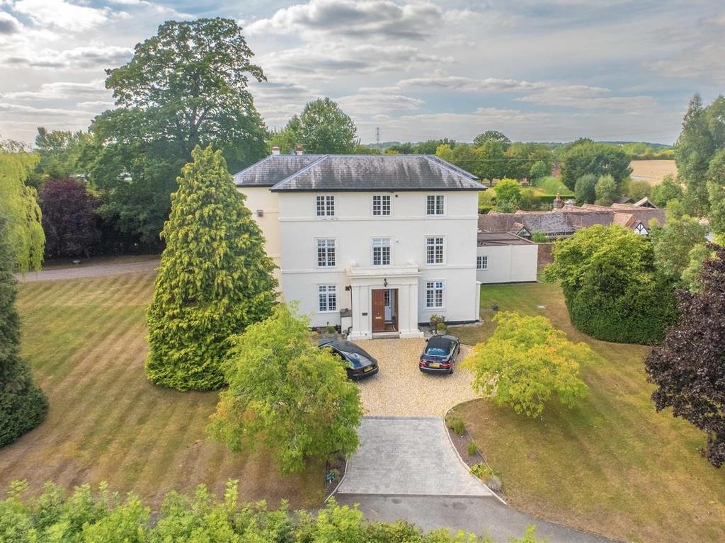 Birmingham Road Henley In Arden B95 2 Bed Apartment 595 000 Birmingham Road Henley In Arden B95 2 Bed Apartment 595 000