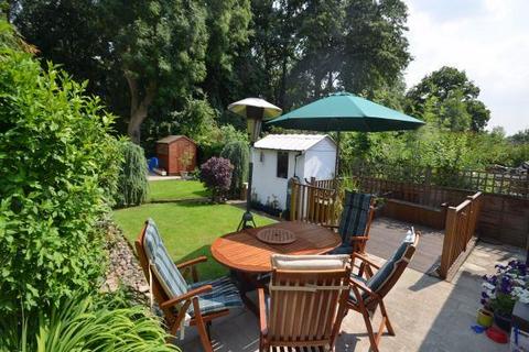 4 bedroom semi-detached house for sale, Worcester Crescent, Mill Hill, NW7