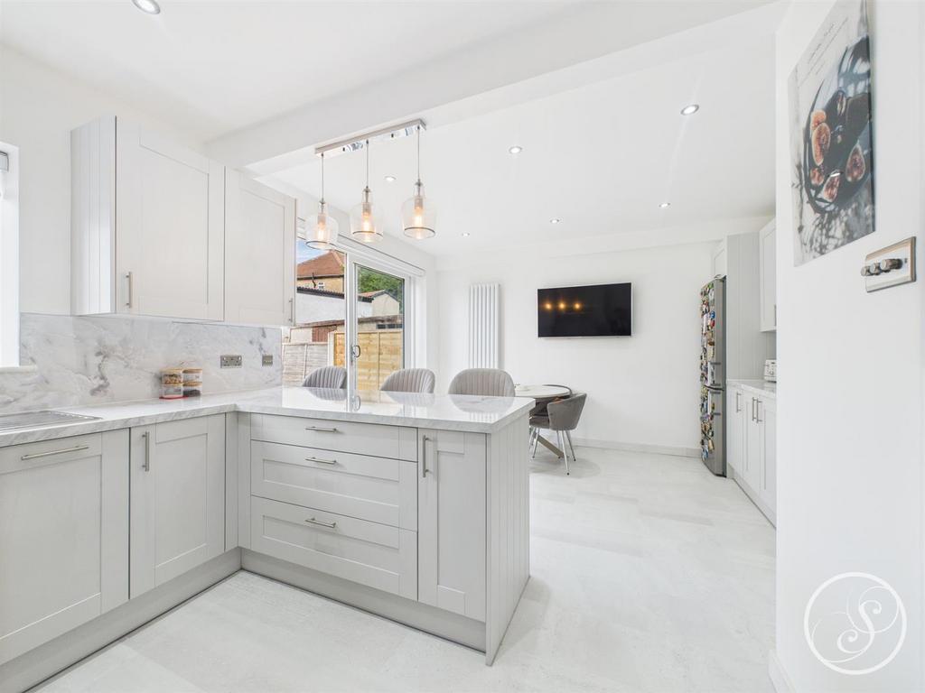 Kitchen diner