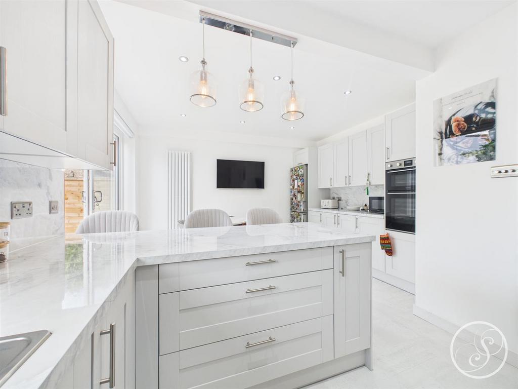 Kitchen diner