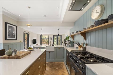 92 Gilbey Road, London, SW17 0QG