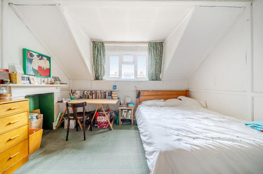 1347131-3-68b825b...