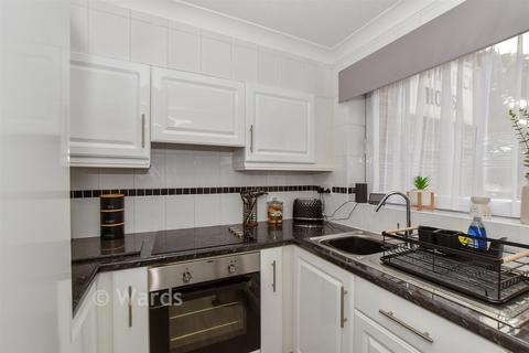 1 bedroom flat for sale, Hunting Gate, Birchington, Kent