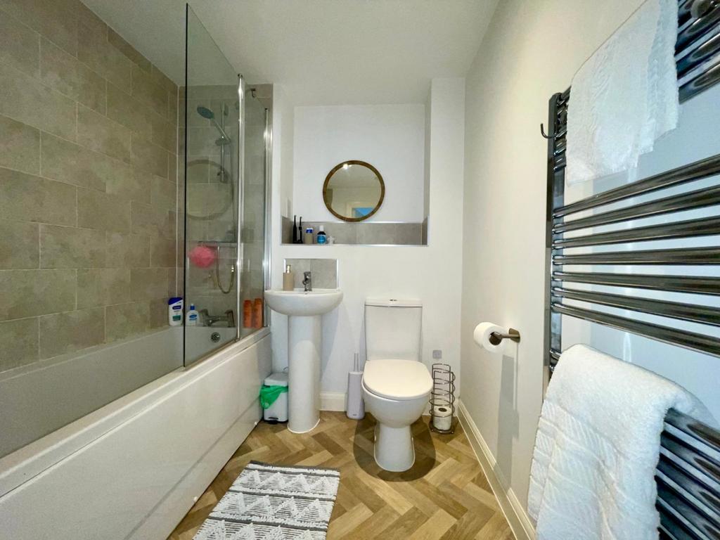 Bathroom1